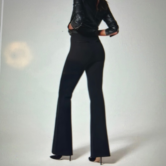 Spanx The Perfect Pant Flare XS Tall Black - Picture 3 of 7